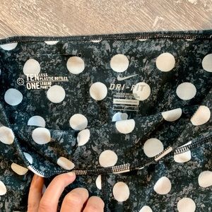 Nike Dry Fit size small